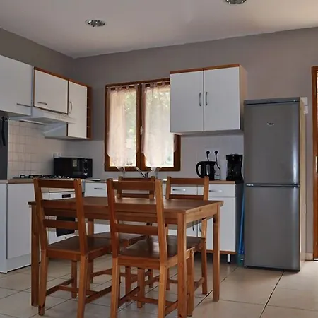 E Canicce Hotel 3*