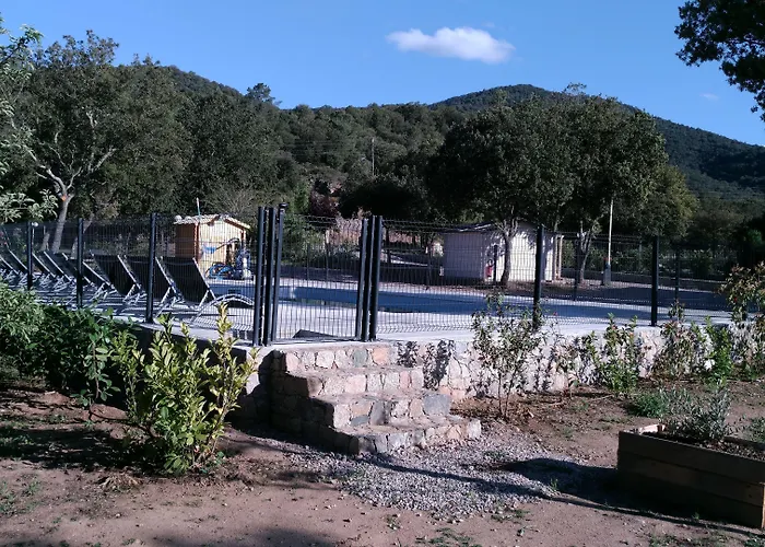 Ξενοδοχείο E Canicce